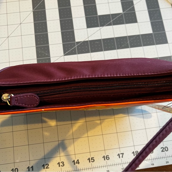 Reese pieces purse by hersheys - Picture 3 of 7